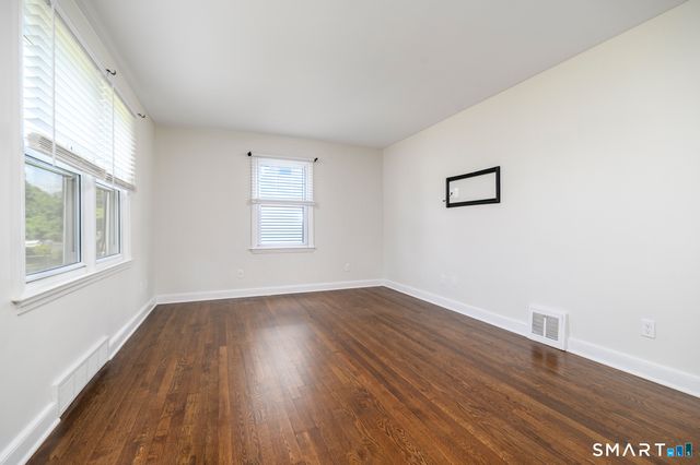 215 High Park Avenue, Stratford, CT 06615