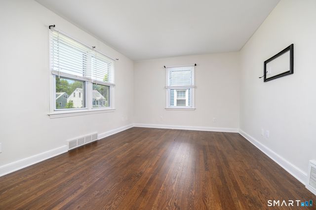 215 High Park Avenue, Stratford, CT 06615