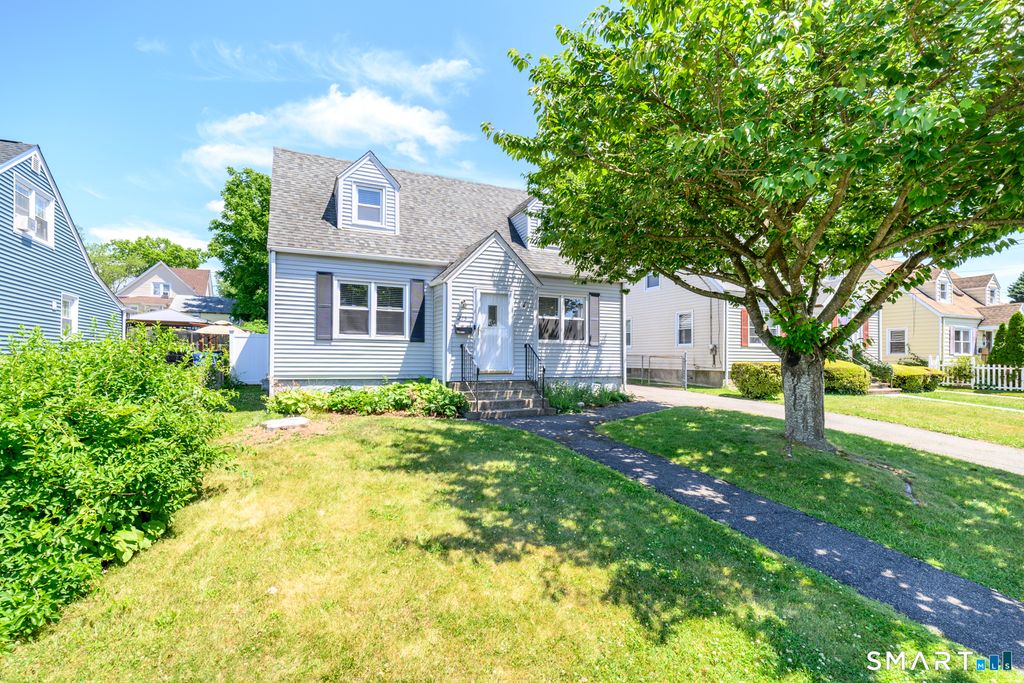 215 High Park Avenue, Stratford, CT 06615