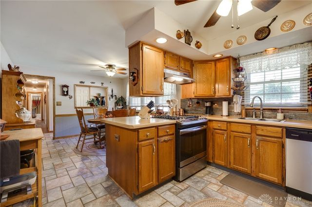 296 Tauber Drive, Dayton, OH 45458