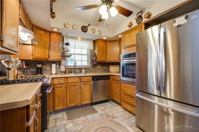 296 Tauber Drive, Dayton, OH 45458