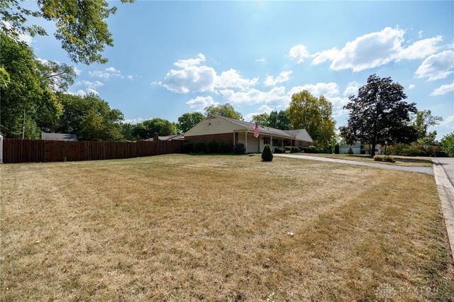 296 Tauber Drive, Dayton, OH 45458