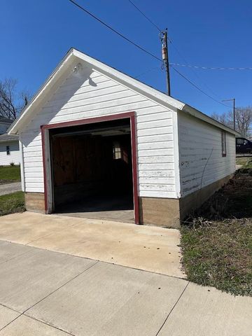 102 2nd Ave NW, Tripoli, IA 50676