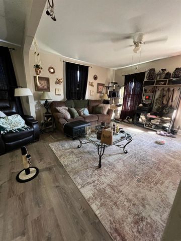 102 2nd Ave NW, Tripoli, IA 50676