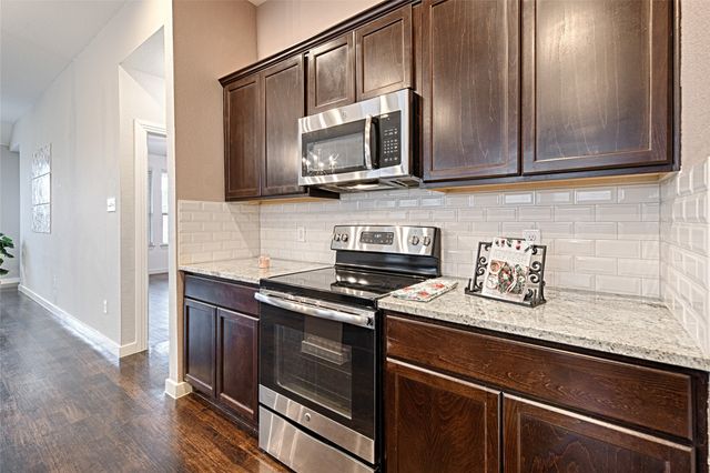 3467 Gypsum Court, Heartland, TX 75126