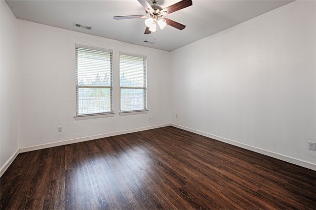 3467 Gypsum Court, Heartland, TX 75126