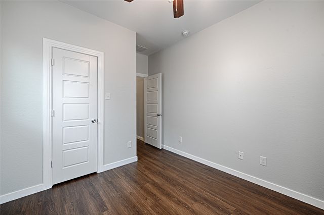 3467 Gypsum Court, Heartland, TX 75126