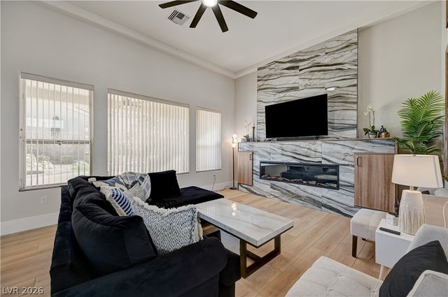 10613 Sky Meadows Avenue, Las Vegas, NV 89134