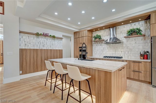 10613 Sky Meadows Avenue, Las Vegas, NV 89134