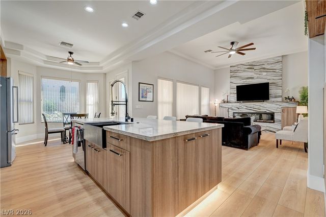 10613 Sky Meadows Avenue, Las Vegas, NV 89134