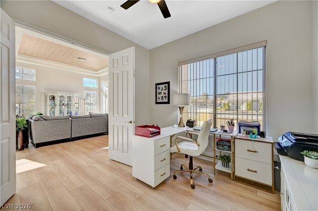 10613 Sky Meadows Avenue, Las Vegas, NV 89134