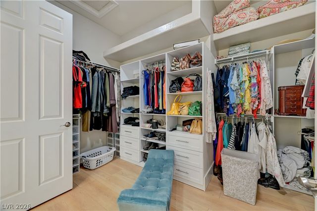 10613 Sky Meadows Avenue, Las Vegas, NV 89134