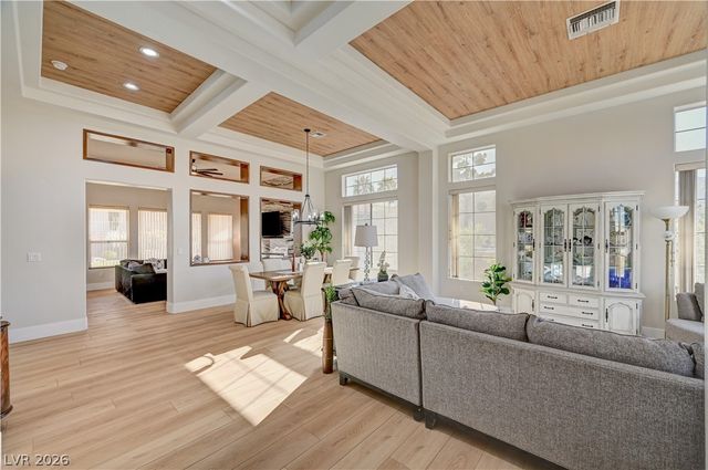 10613 Sky Meadows Avenue, Las Vegas, NV 89134