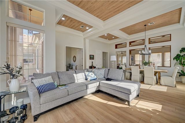 10613 Sky Meadows Avenue, Las Vegas, NV 89134