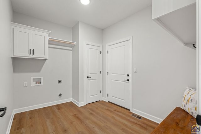 3313 SE Virgo AVE, Topeka, KS 66605