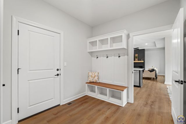 3313 SE Virgo AVE, Topeka, KS 66605