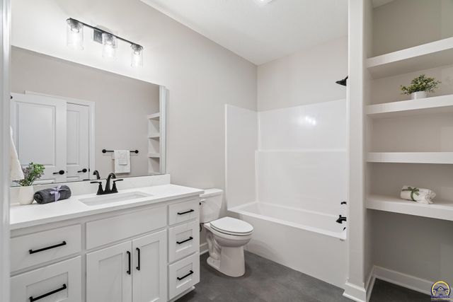 3313 SE Virgo AVE, Topeka, KS 66605