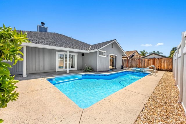 1630 Bodega Court, Hollister, CA 95023