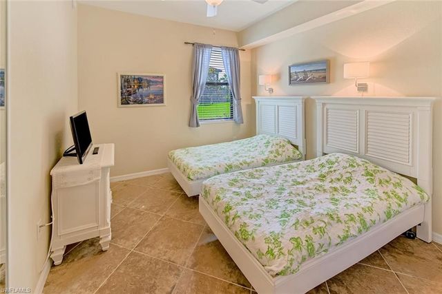 9126 Napoli CT 101, Naples, FL 34113