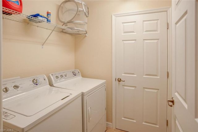 9126 Napoli CT 101, Naples, FL 34113