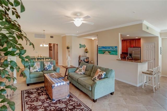 9126 Napoli CT 101, Naples, FL 34113