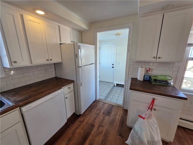 157 George Arden Avenue, Warwick, RI 02886