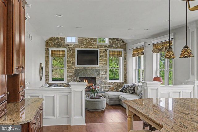 26 WORMANSVILLE RD, Pipersville, PA 18947