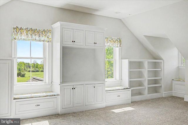 26 WORMANSVILLE RD, Pipersville, PA 18947