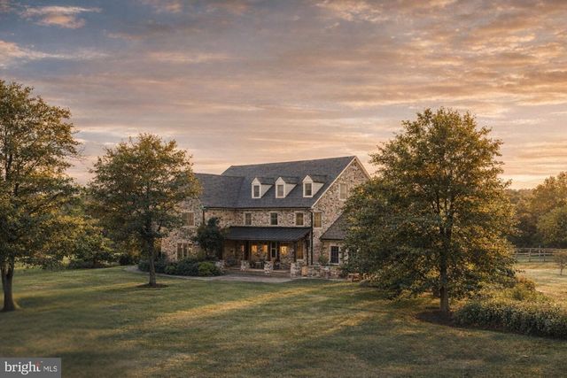 26 WORMANSVILLE RD, Pipersville, PA 18947