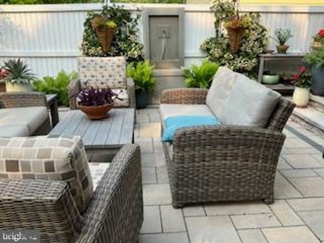 1109 BOUCHER AVE, Annapolis, MD 21403