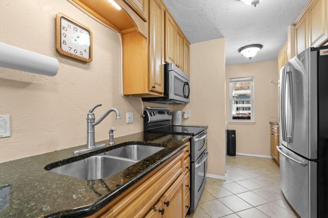 2529 State Highway 176 B6, Rockaway Beach, MO 65740