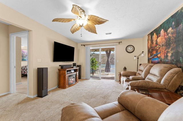 2529 State Highway 176 B6, Rockaway Beach, MO 65740