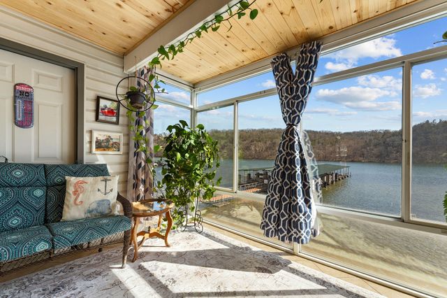 2529 State Highway 176 B6, Rockaway Beach, MO 65740