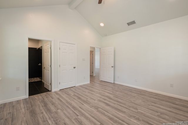 423 County Road 2471, Hondo, TX 78861