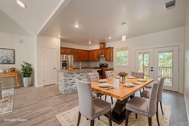 423 County Road 2471, Hondo, TX 78861