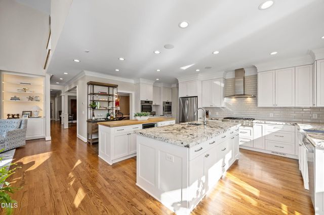 200 Donegal Drive, Chapel Hill, NC 27517