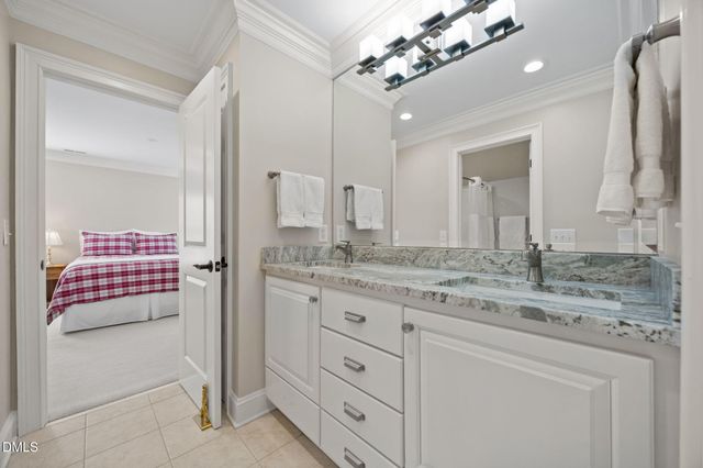 200 Donegal Drive, Chapel Hill, NC 27517