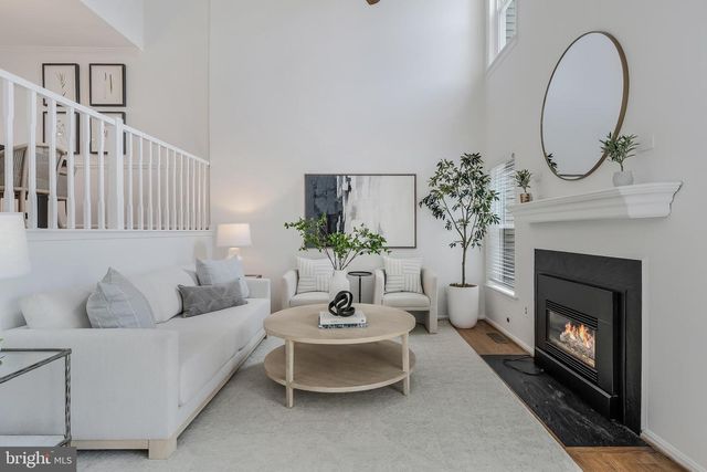 4604 KING DUNCAN RD, Alexandria, VA 22312