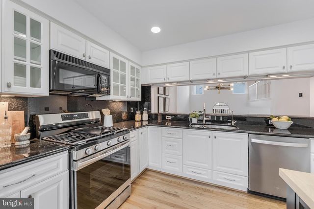 4604 KING DUNCAN RD, Alexandria, VA 22312