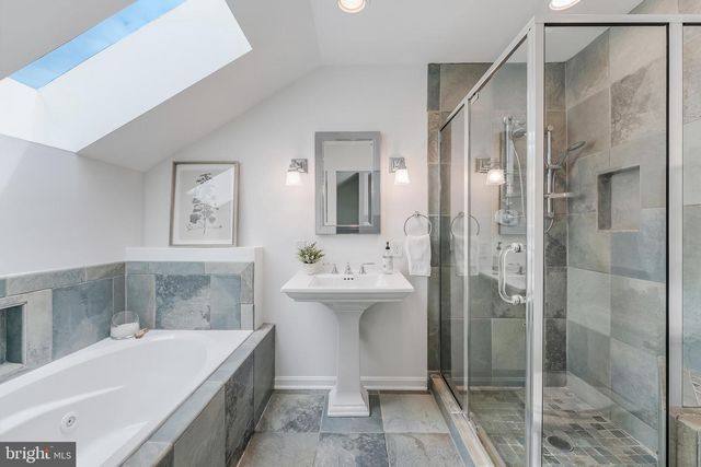 4604 KING DUNCAN RD, Alexandria, VA 22312