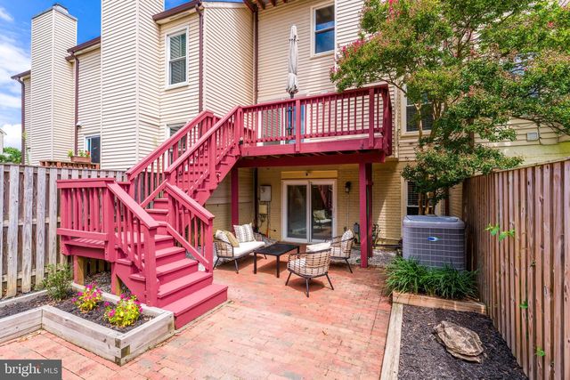 4604 KING DUNCAN RD, Alexandria, VA 22312