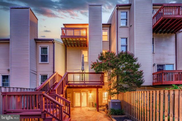 4604 KING DUNCAN RD, Alexandria, VA 22312