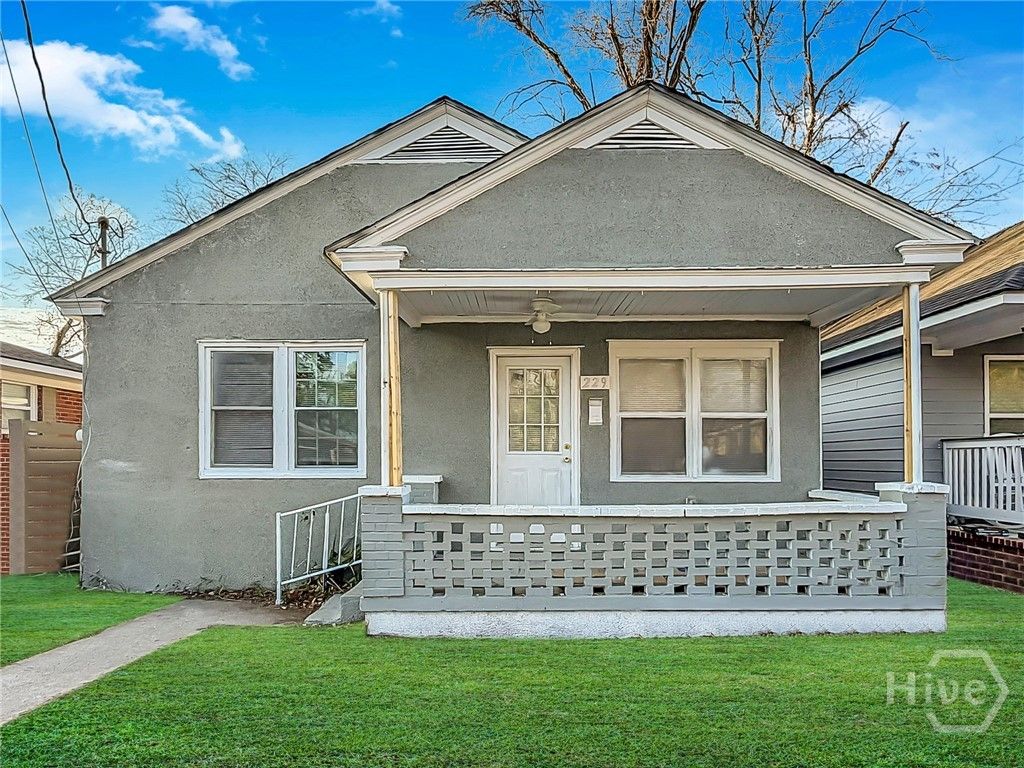 229 MILLEN Street, Savannah, GA 31415