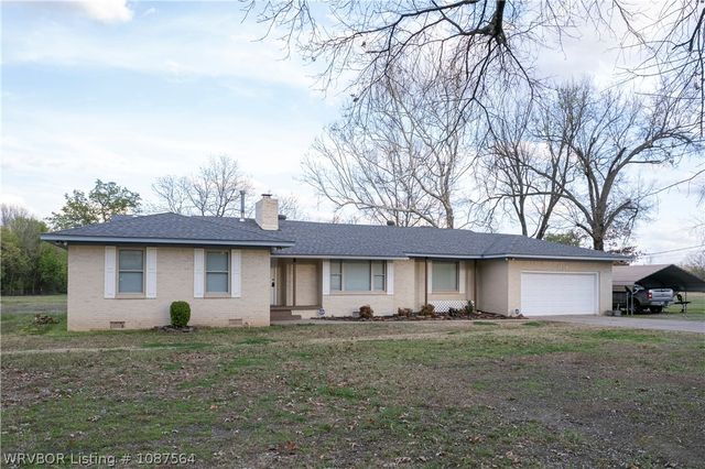 1704 Pleasant Valley Road, Van Buren, AR 72956