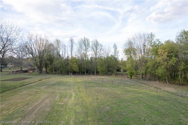 1704 Pleasant Valley Road, Van Buren, AR 72956