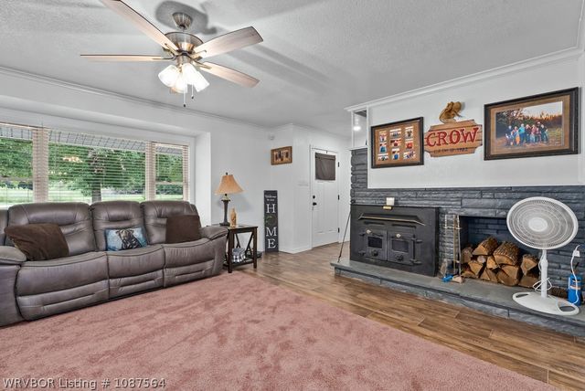 1704 Pleasant Valley Road, Van Buren, AR 72956