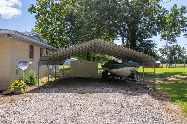 1704 Pleasant Valley Road, Van Buren, AR 72956