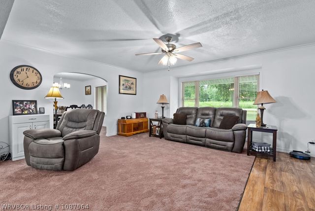 1704 Pleasant Valley Road, Van Buren, AR 72956