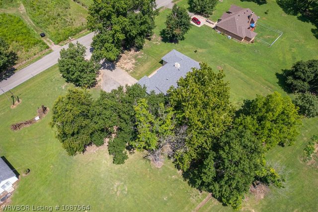1704 Pleasant Valley Road, Van Buren, AR 72956