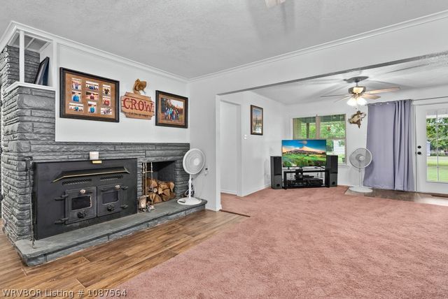 1704 Pleasant Valley Road, Van Buren, AR 72956